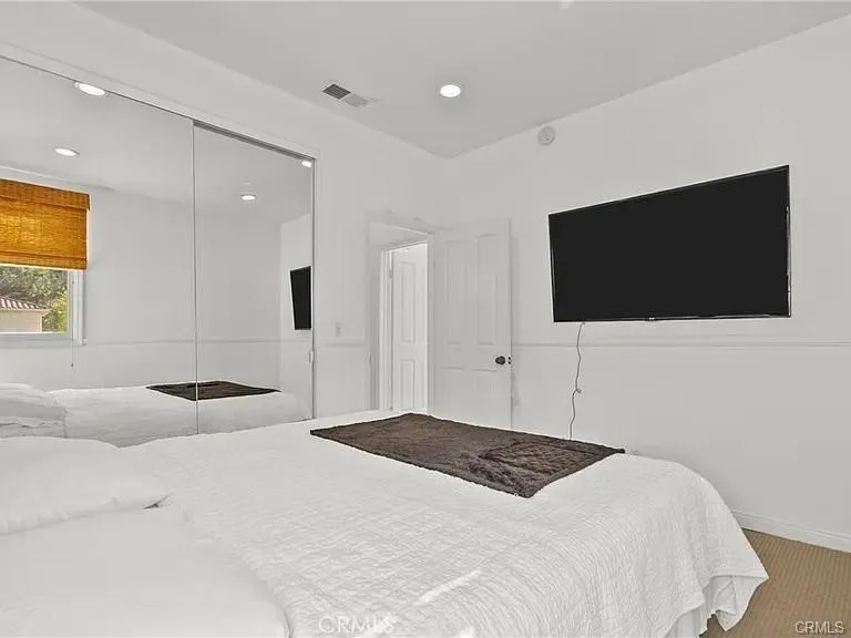 3450 Malaga Court Calabasas, CA 91302