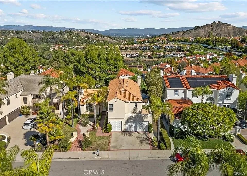 3450 Malaga Court Calabasas, CA 91302