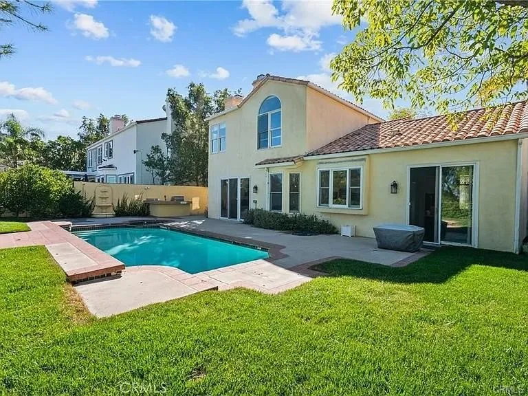 3450 Malaga Court Calabasas, CA 91302