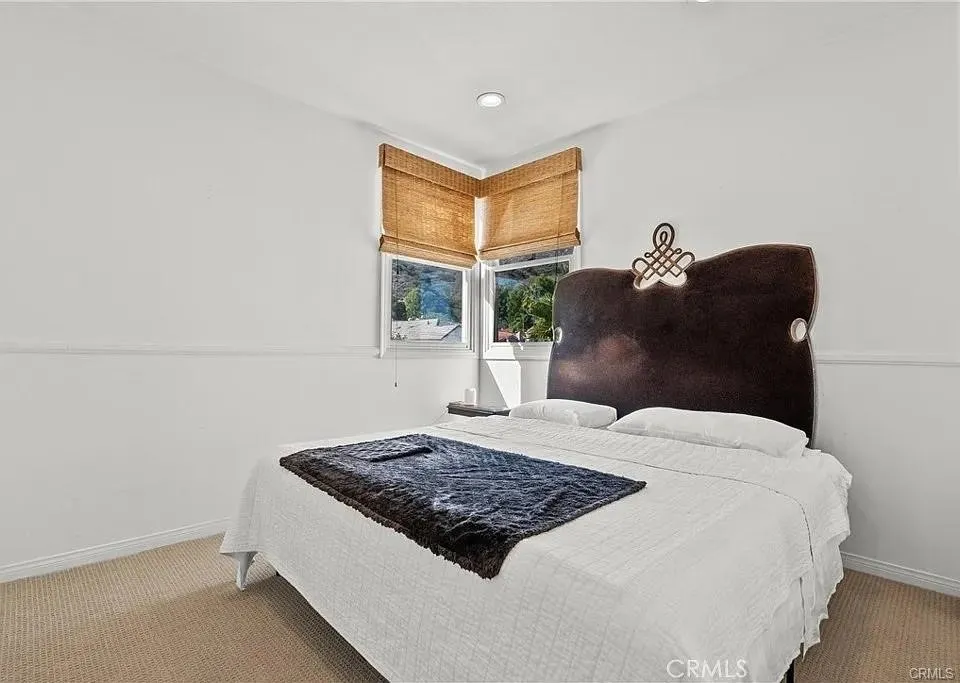 3450 Malaga Court Calabasas, CA 91302