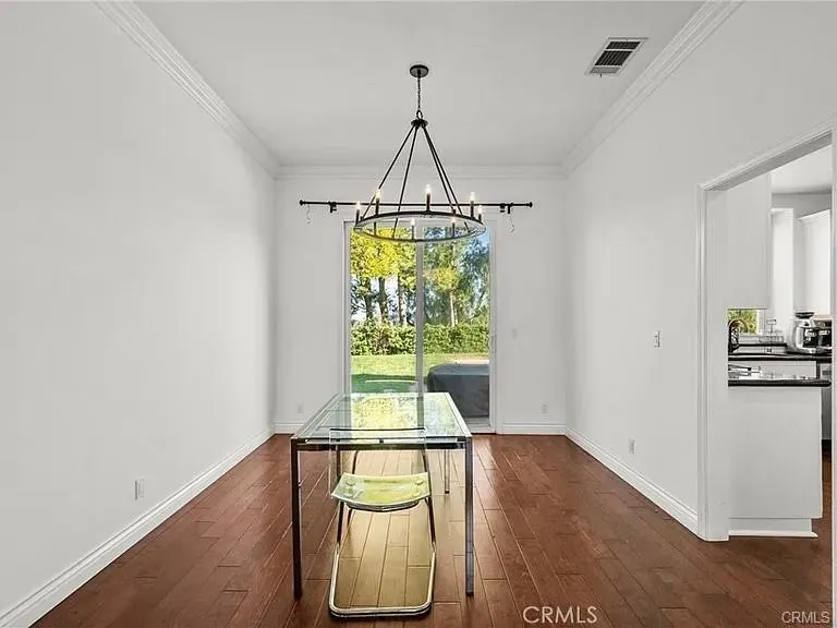 3450 Malaga Court Calabasas, CA 91302