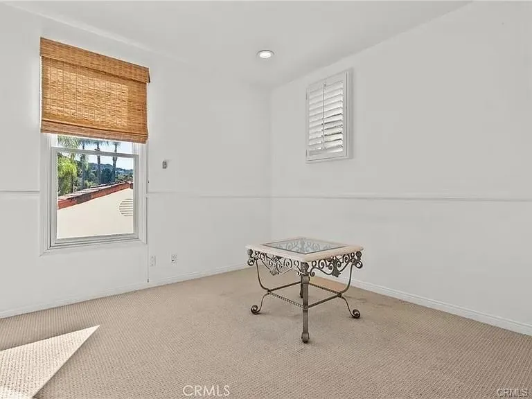 3450 Malaga Court Calabasas, CA 91302