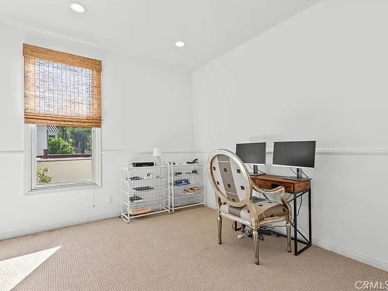 3450 Malaga Court Calabasas, CA 91302