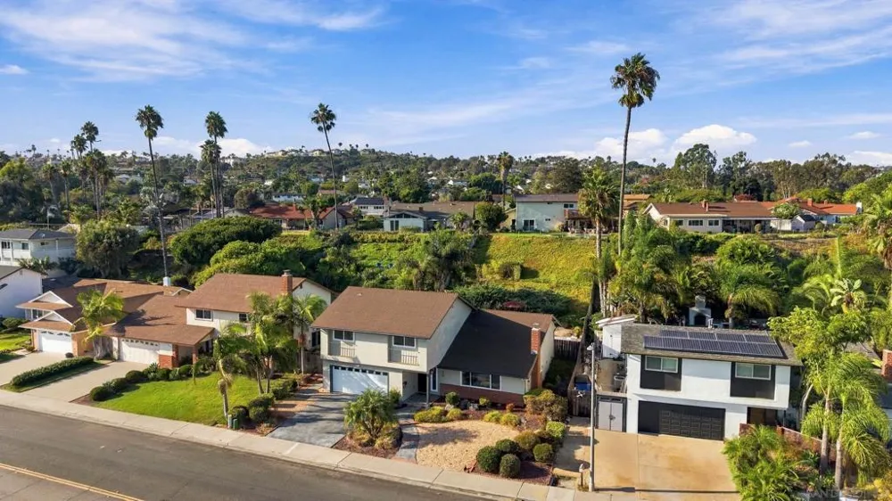 4866 Park Dr Carlsbad, CA 92008
