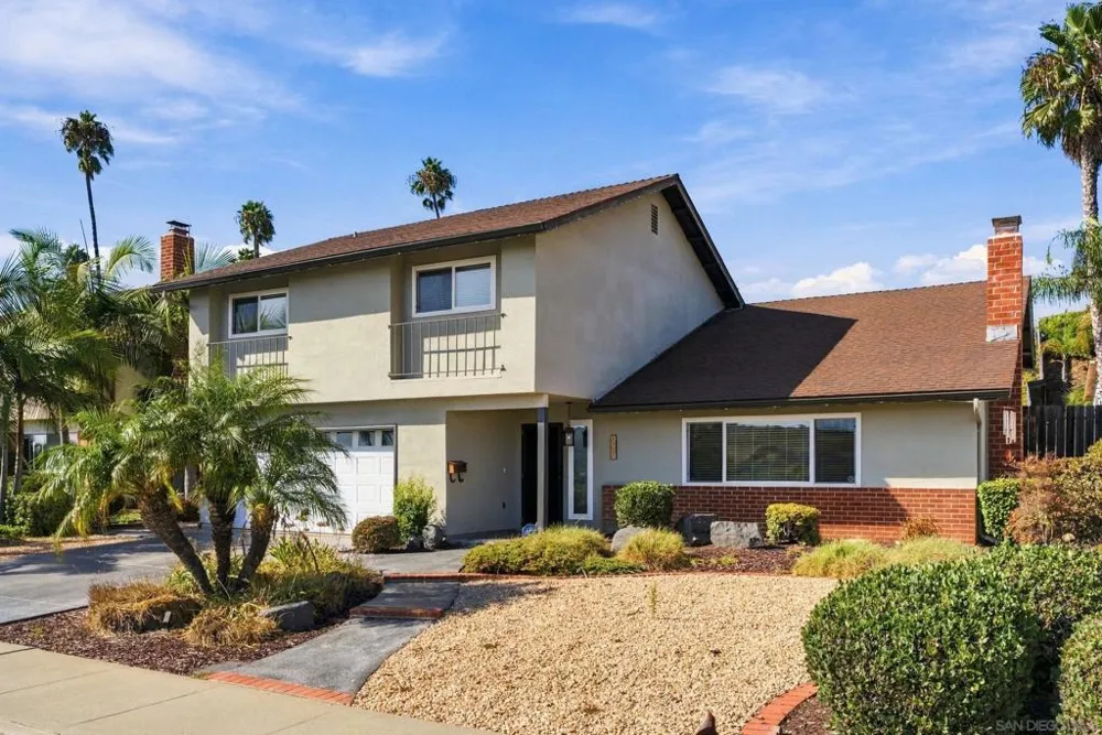 4866 Park Dr Carlsbad, CA 92008
