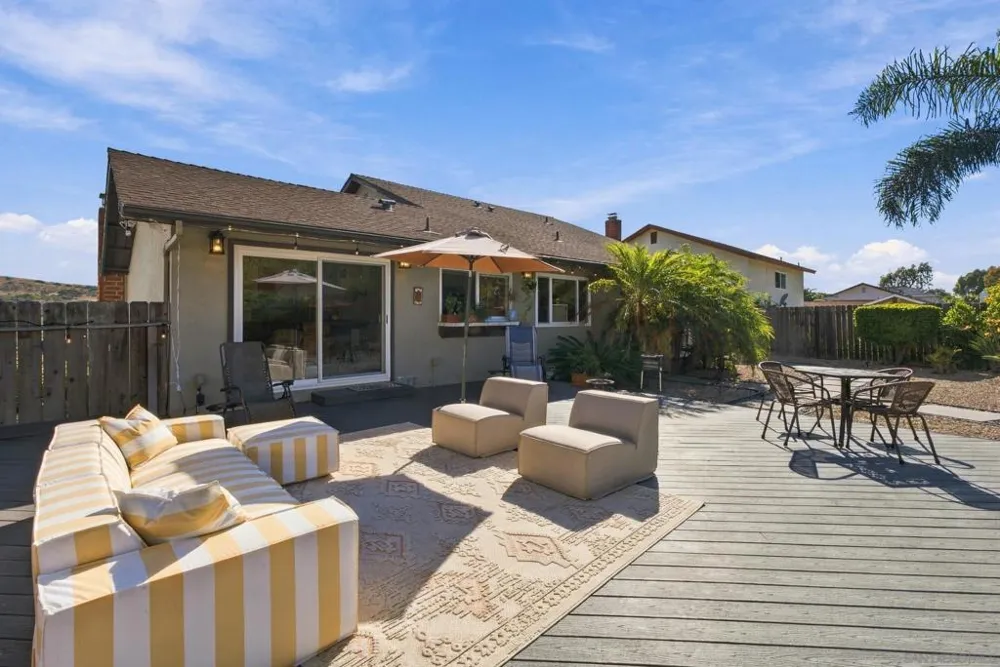 4866 Park Dr Carlsbad, CA 92008