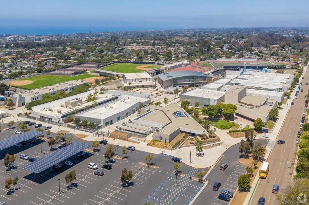 4866 Park Dr Carlsbad, CA 92008
