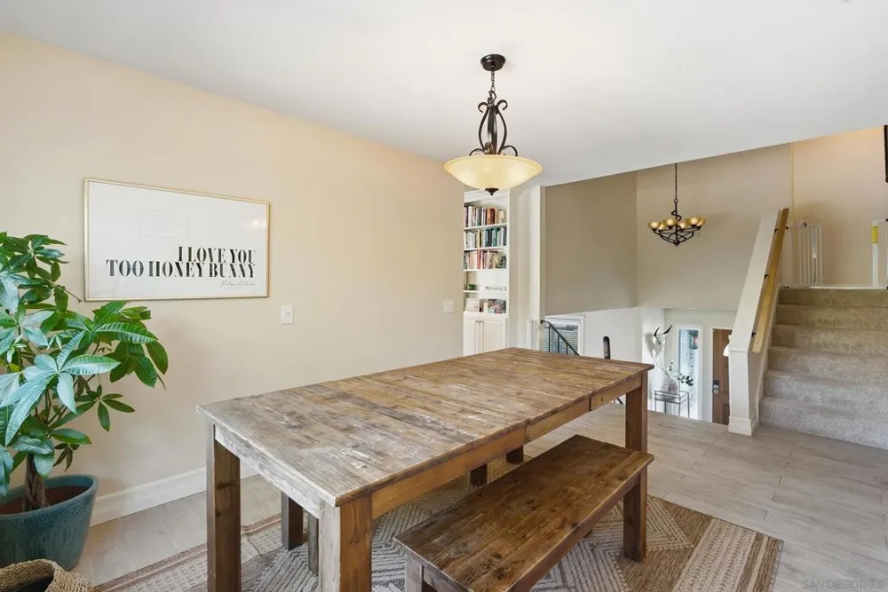 4866 Park Dr Carlsbad, CA 92008