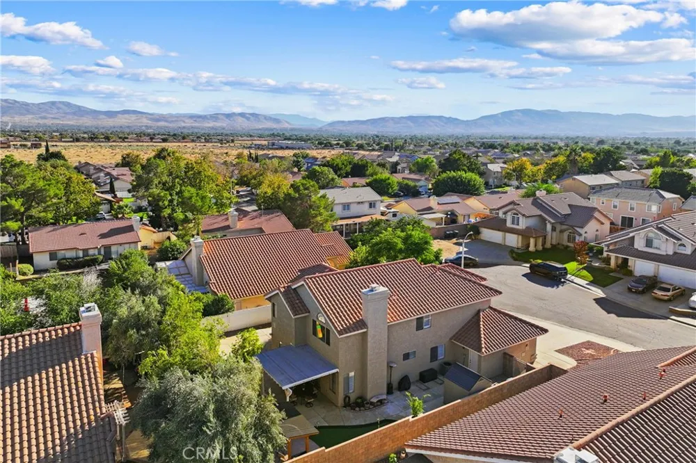 38706 La Mancha Court Palmdale, CA 93550