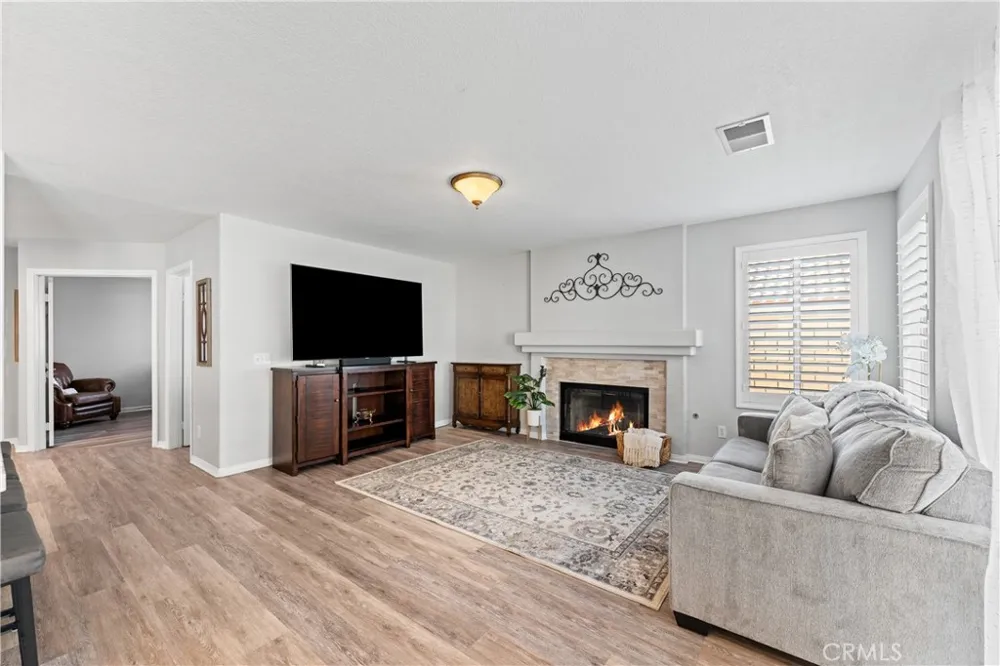 38706 La Mancha Court Palmdale, CA 93550