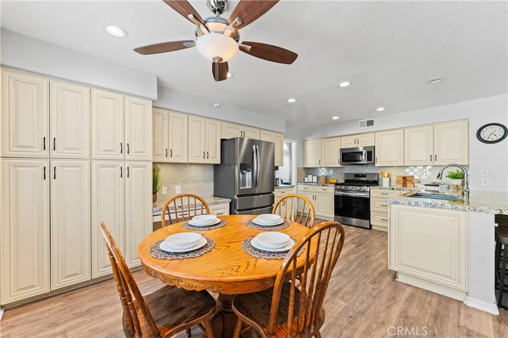 38706 La Mancha Court Palmdale, CA 93550
