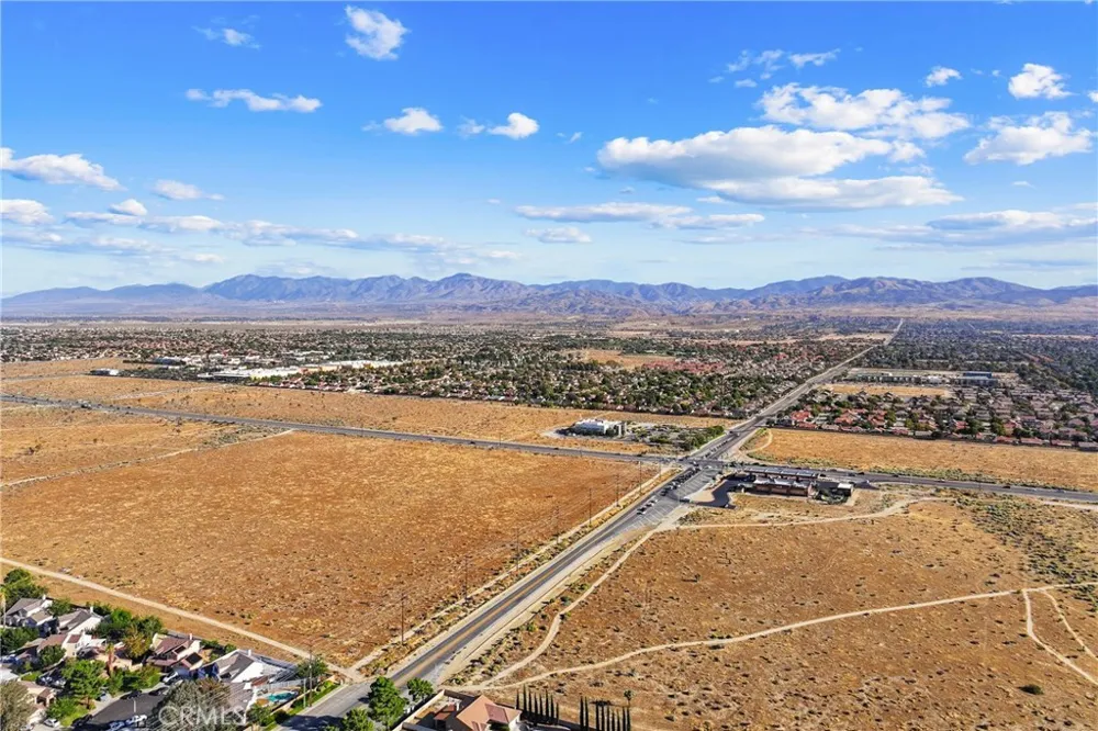 38706 La Mancha Court Palmdale, CA 93550