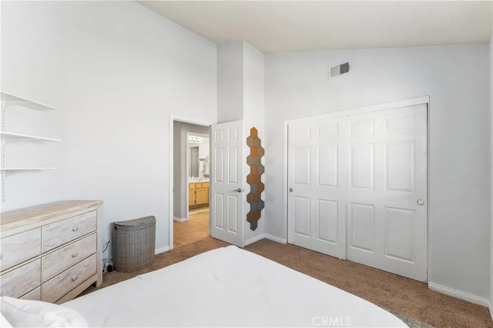 38706 La Mancha Court Palmdale, CA 93550