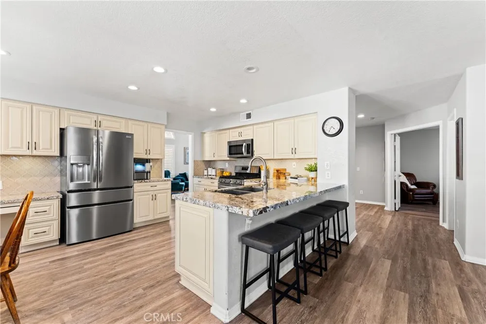 38706 La Mancha Court Palmdale, CA 93550