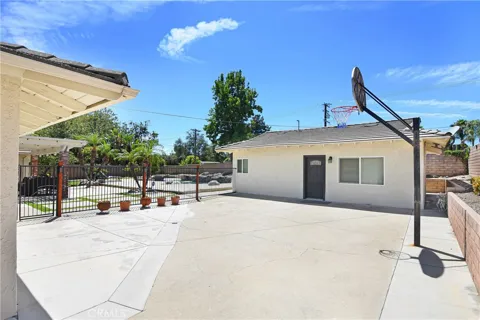 1913 Vallejo Way #B
