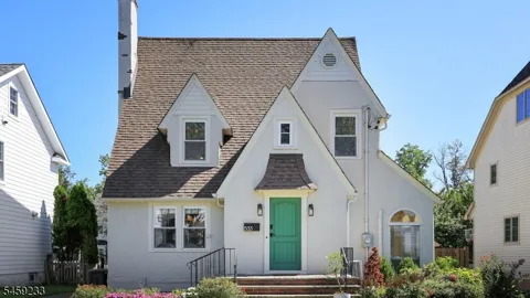 533 Edgar Rd