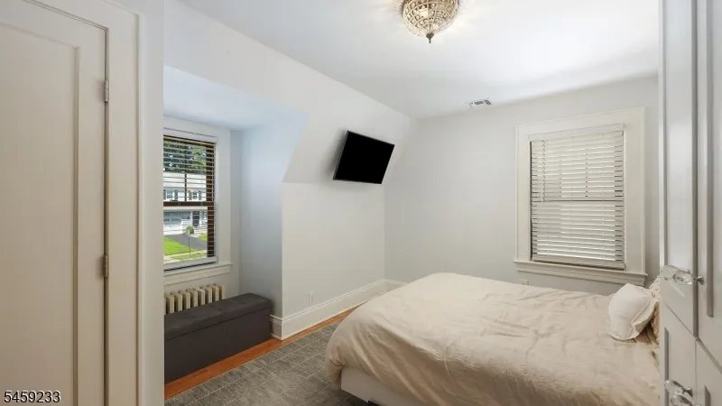 533 Edgar Rd Westfield Town, NJ 07090