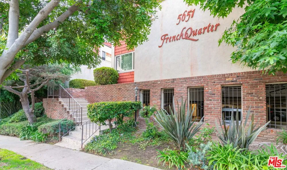 5651 Sumner Way #203 Culver City, CA 90230