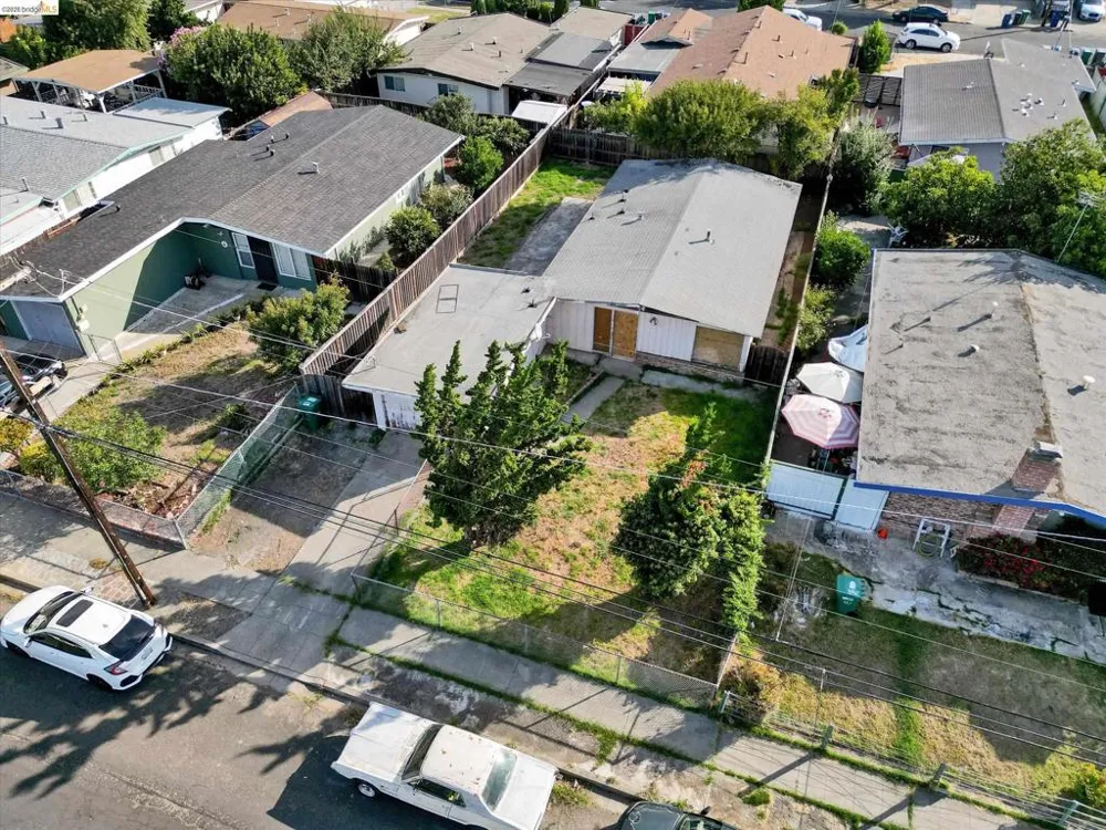 27758 La Porte Ave Hayward, CA 94545