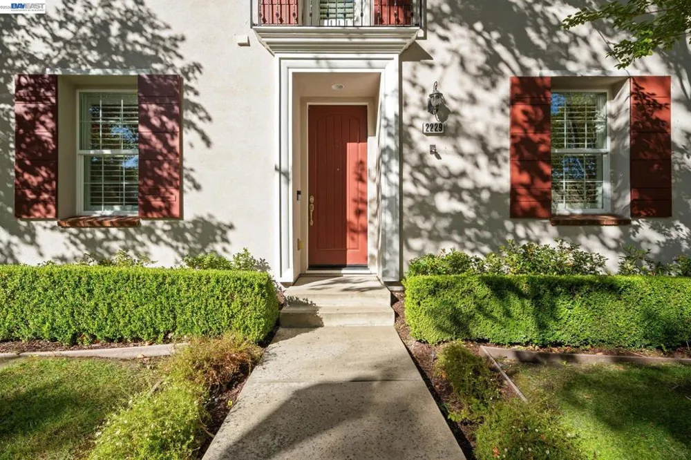 2229 Maidenhair Way San Ramon, CA 94582