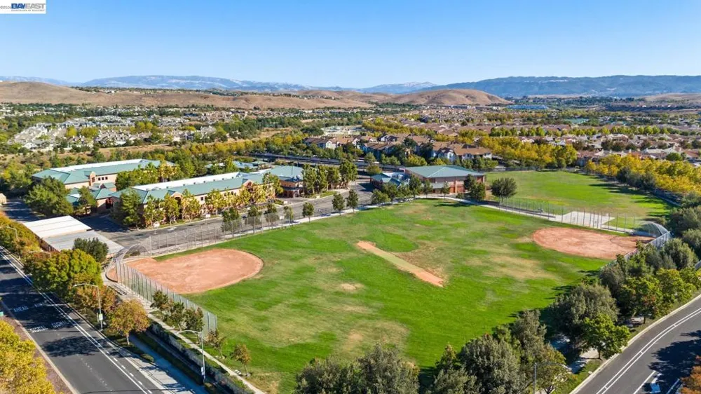 2229 Maidenhair Way San Ramon, CA 94582