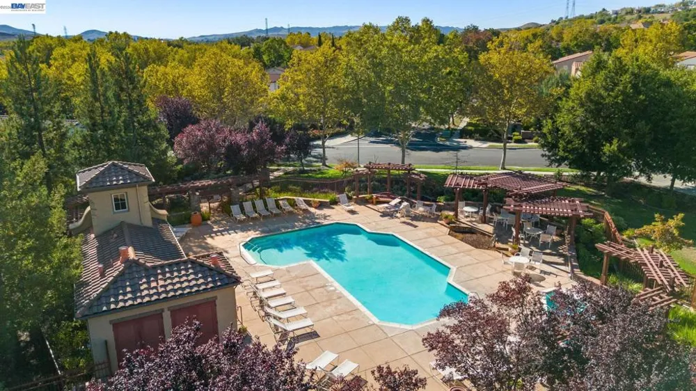 2229 Maidenhair Way San Ramon, CA 94582