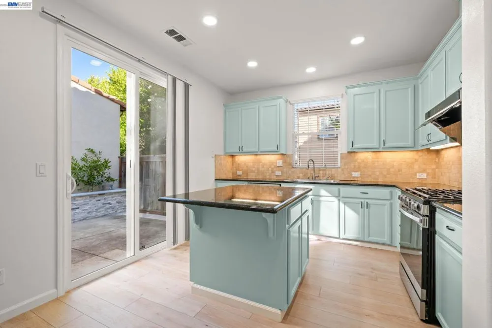 2229 Maidenhair Way San Ramon, CA 94582