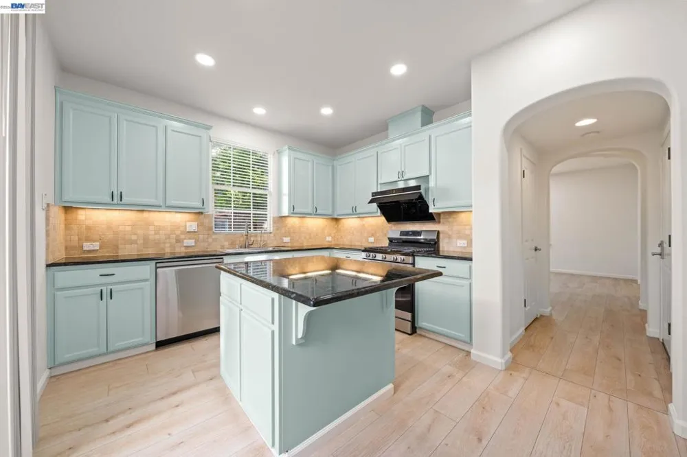 2229 Maidenhair Way San Ramon, CA 94582