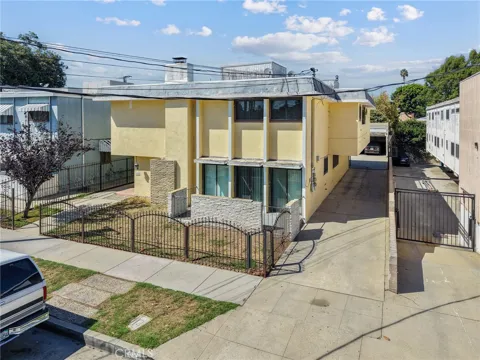 145 W Hillcrest Boulevard