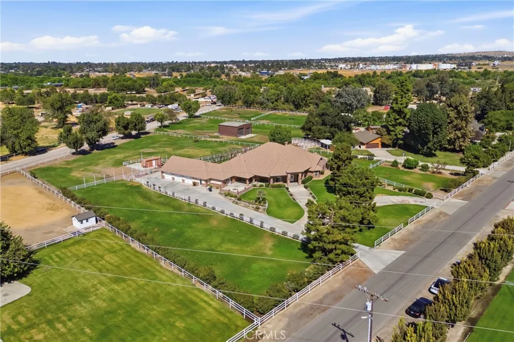5149 Fallgatter Street Bakersfield, CA 93308