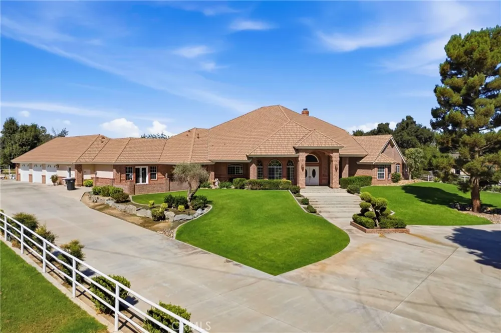 5149 Fallgatter Street Bakersfield, CA 93308