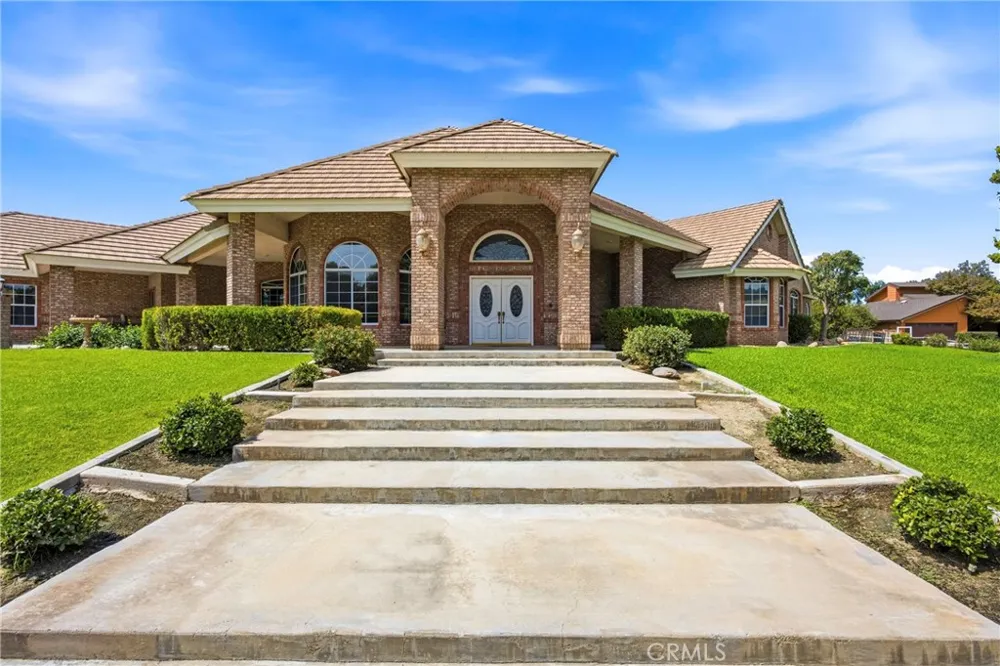5149 Fallgatter Street Bakersfield, CA 93308