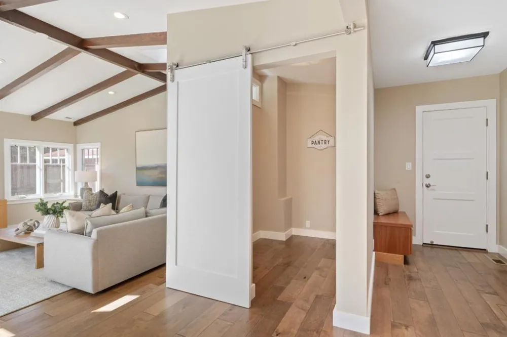 90 Marvin Avenue Los Altos, CA 94022