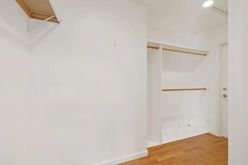 90 Marvin Avenue Los Altos, CA 94022
