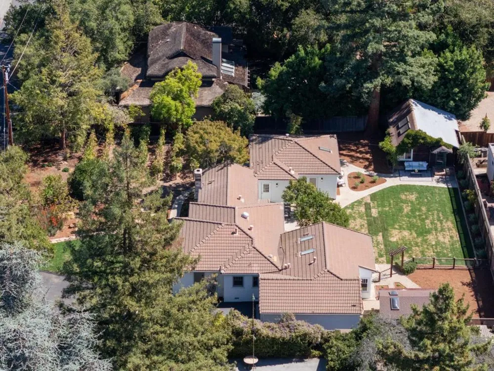 90 Marvin Avenue Los Altos, CA 94022