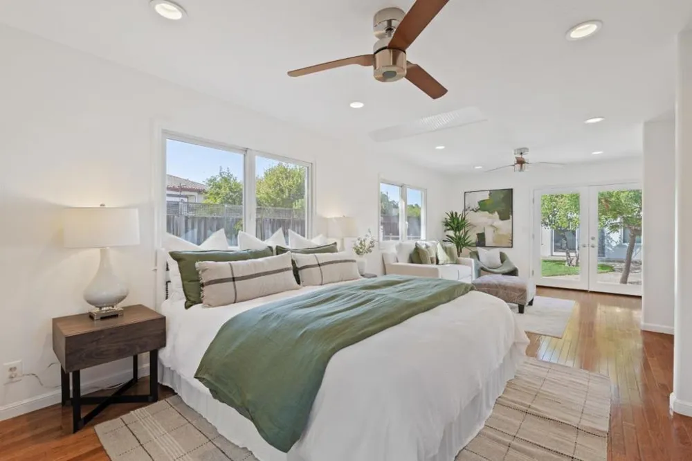 90 Marvin Avenue Los Altos, CA 94022