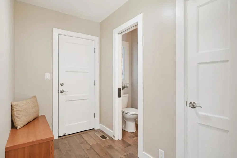 90 Marvin Avenue Los Altos, CA 94022