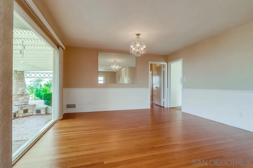 3812 Henry St. San Diego, CA 92110