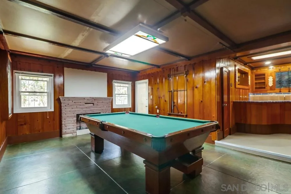 3812 Henry St. San Diego, CA 92110