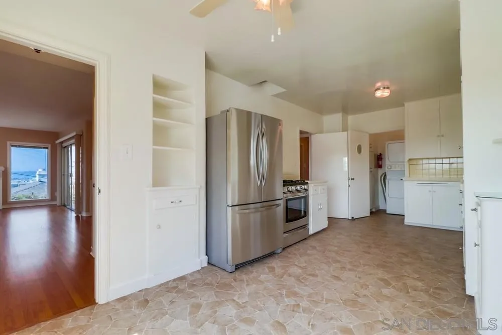 3812 Henry St. San Diego, CA 92110