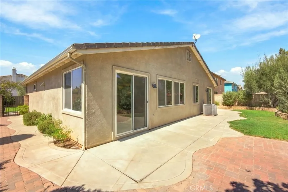 96 Cold Spring Beaumont, CA 92223