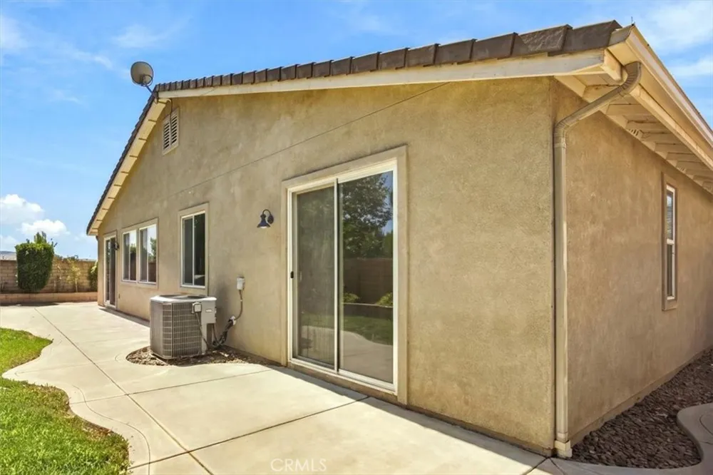 96 Cold Spring Beaumont, CA 92223