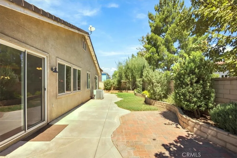 96 Cold Spring Beaumont, CA 92223