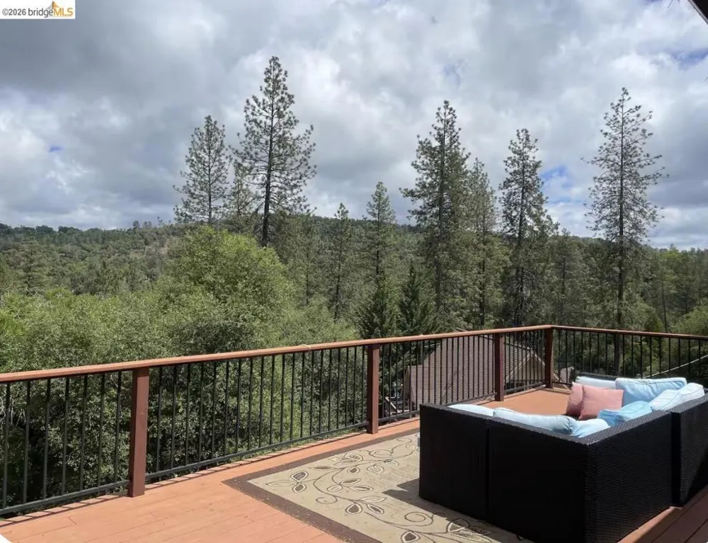 12980 Wells Fargo St Groveland, CA 95321