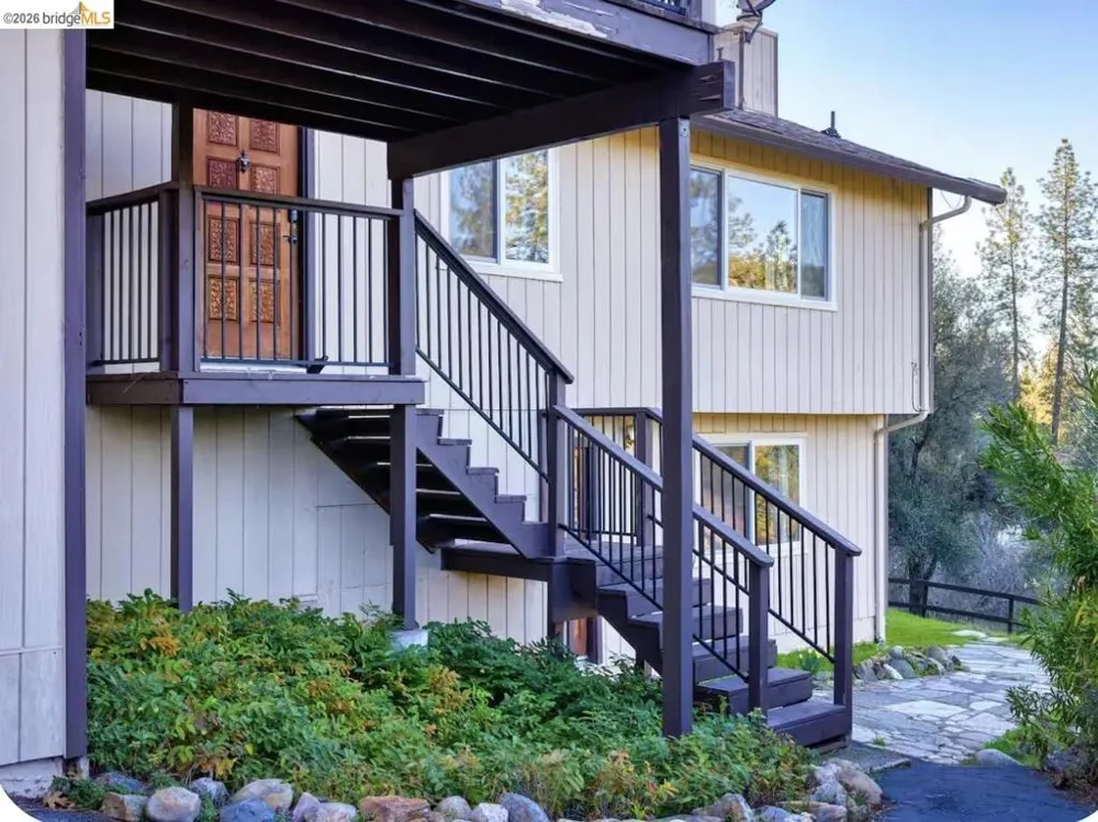 12980 Wells Fargo St Groveland, CA 95321