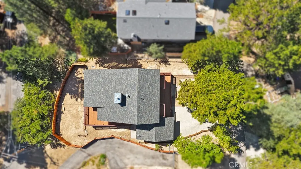 30772 Knoll View Running Springs, CA 92382
