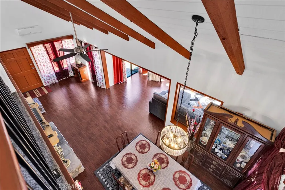 30772 Knoll View Running Springs, CA 92382
