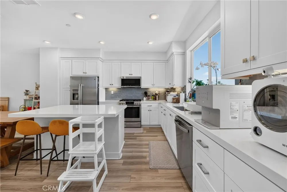 1635 W Lincoln Avenue #103 Anaheim, CA 92801