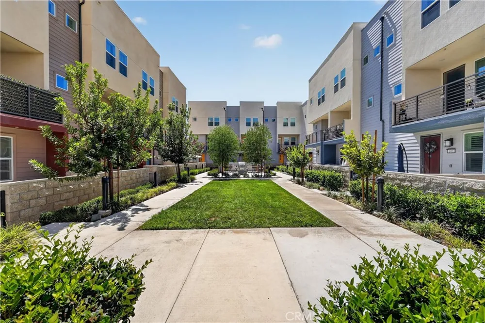1635 W Lincoln Avenue #103 Anaheim, CA 92801
