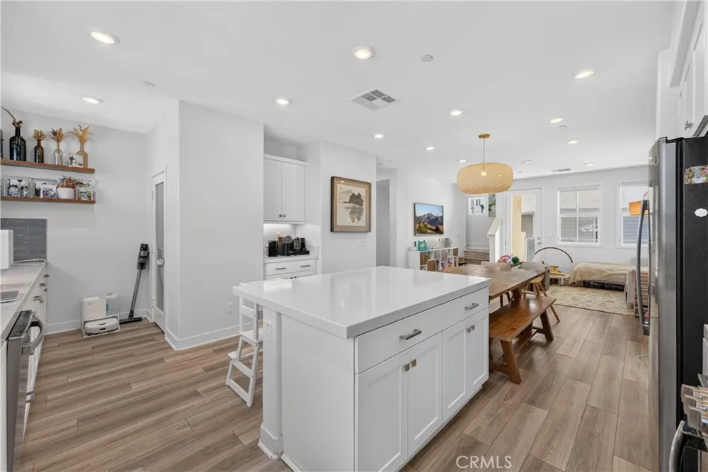 1635 W Lincoln Avenue #103 Anaheim, CA 92801